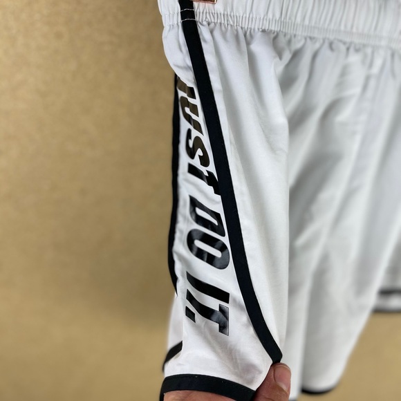 Nike Just Do It Shorts in White and Black - Picture 2 of 4